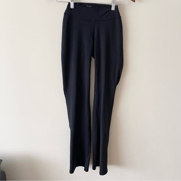 Gap fit Straight Leg Athletic Leggings Women’s size S Black - Picture 1 of 4